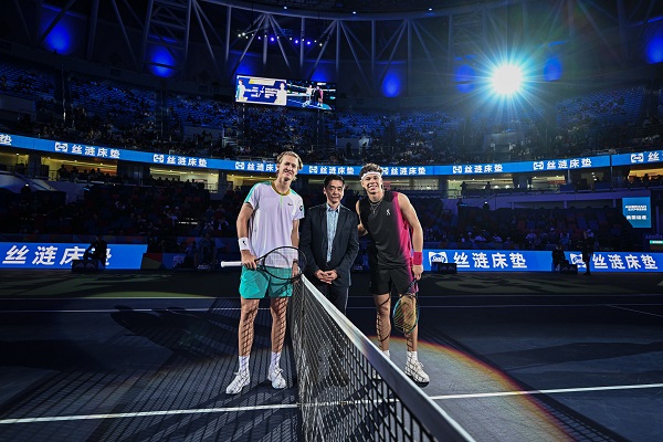 致命一擊 致命一擊